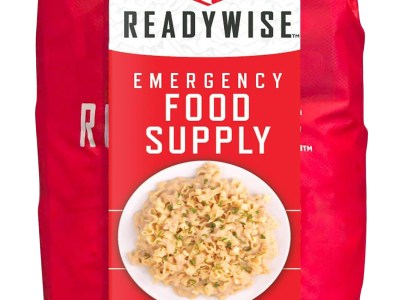 ReadyWise RW10641 7 Day Emergency Grab Bag  60 Servings, 10 Mylar Pouches, 13,920 Total Calories, About 60 Cups of Water Needed
