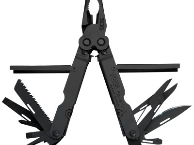 S.O.G SOG-B61N-CP Powerlock  Black Oxide 420 Stainless Steel 7″ Long Features 18 Tools w/Sheath
