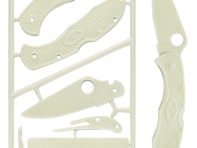 Spyderco PLKIT1 Delica 4 Plastic Kit For Children Ages 7+ Glow-In-The-Dark Plastic