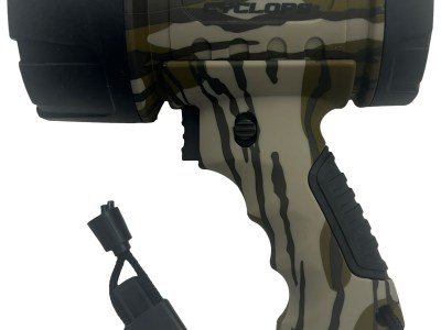 Walker’s CYC600WPMOW Cyclops Spotlight Mossy Oak Bottomland 600 Lumens