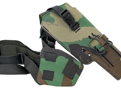 Cole-tac VW116 Varmint Wrangler Pistol Holder M81 Woodland Right Hand