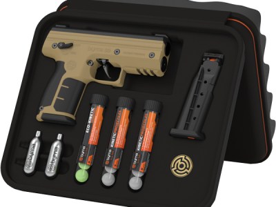 BYRNA SD KINETIC KIT TAN W/ – 2 MAGS & PROJECTILES