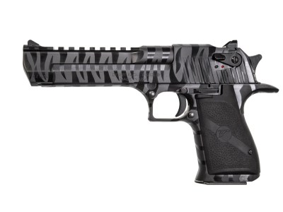 MAGNUM RESEARCH DESERT EAG 44M BLK TIGER STRPE