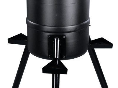 On Time 71540 Buckeye Gravity Feeder made of Polyethylene with 200 lbs Capacity, 2″ Metal Legs, 3 Feeding Stations, Removable Lid & Accepts All Types of Feed