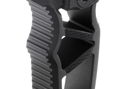 Leapers MTFGP01X Ultra Slim Foregrip  Matte Black Anodized Aluminum