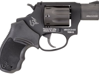 TAURUS 942 ULT LT 22MAG BK/BK 2″ 8RD